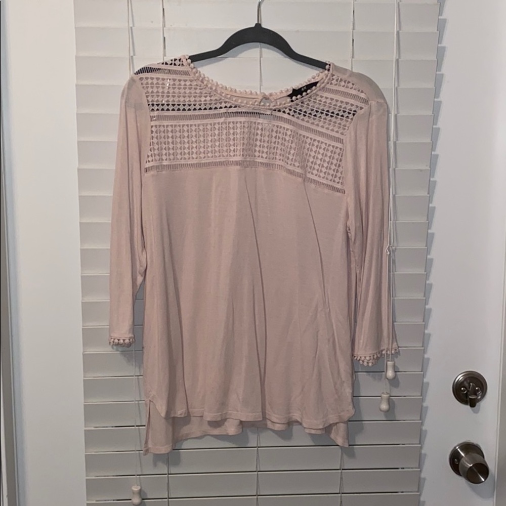 Light pink 3/4 shirt